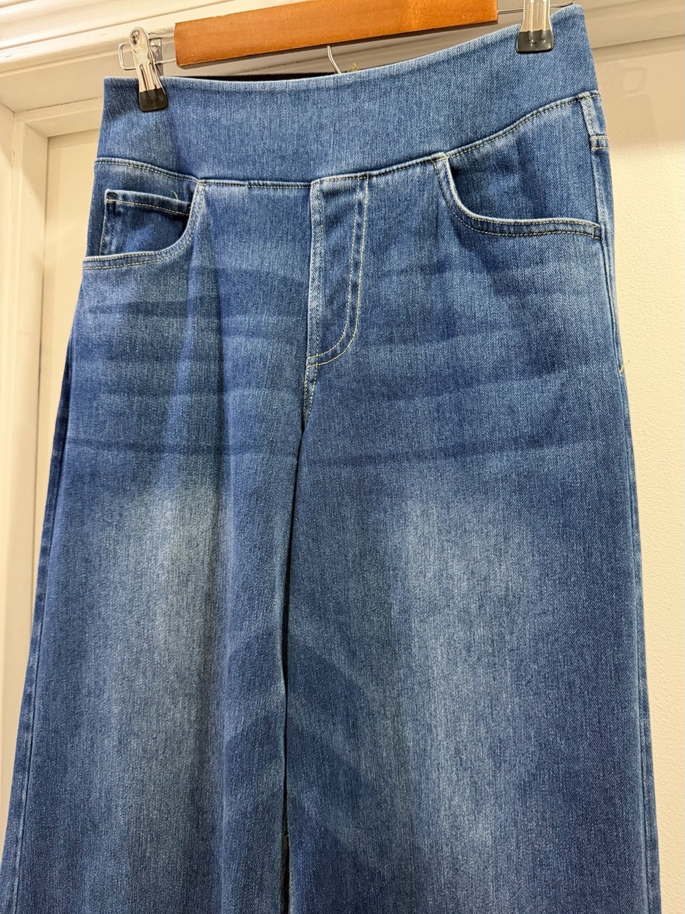HALARA Wide-Leg Denim Pull On Stretch Comfy Jeans Size Small Petite - Picture 3 of 12